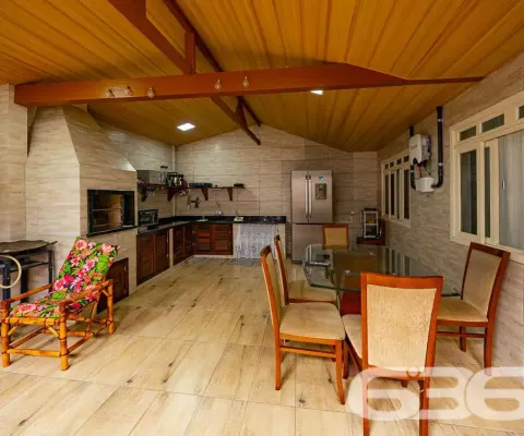 Casa com 3 quartos à venda na Voluntários da Patria, 510, Itaum, Joinville