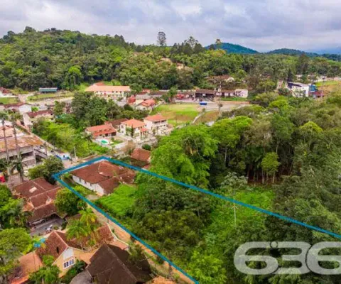 Terreno à venda na Rua Quinze de Novembro, 160, Glória, Joinville
