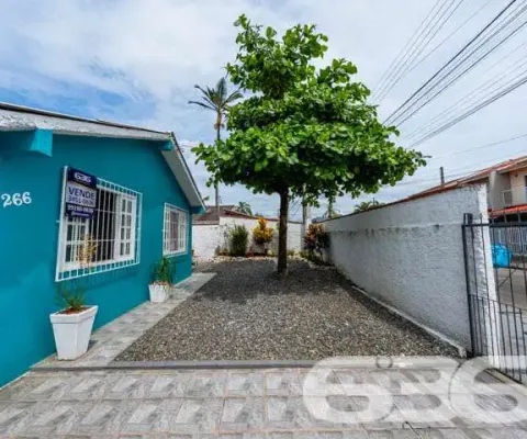 Casa com 3 quartos à venda na Benício Felipe da Silva, 266, Adhemar Garcia, Joinville