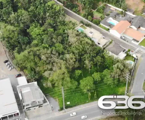 Terreno à venda na Rua Quinze de Novembro, 3470, Glória, Joinville