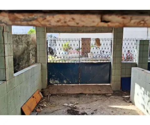 Vendo casa em campo grande , não perca a chance de ter seu lar.