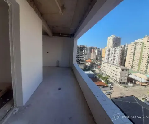 Belissímo apartamento, fino acabamento e à 100m do mar