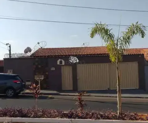 Casa à venda no bairro de lurdes com suíte e piscina