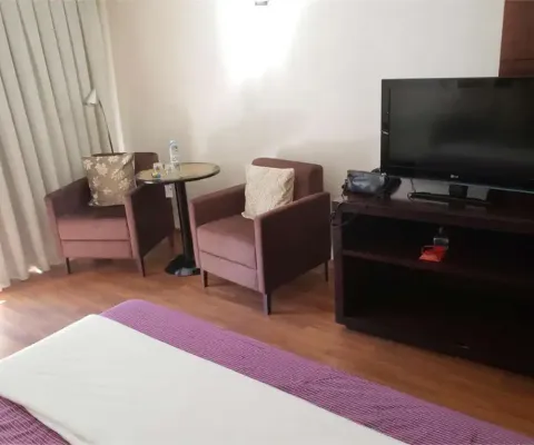 Flat com 1 quarto à venda na Rua Leôncio de Carvalho, Paraíso, São Paulo