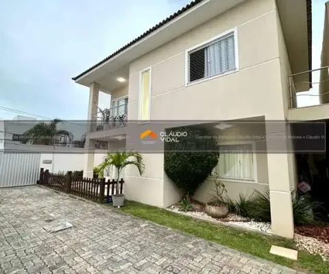 Casa duplex, terreno de 230 m2,  4/4 em  miragem, lauro de freitas - bahia
