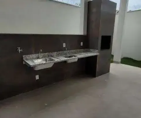 Casa cód. k201, b. jardim santa clara. meio lote, garagem dois carros, quintal região de ipatinga.