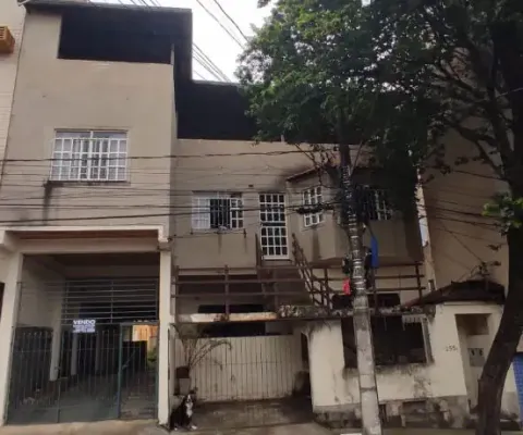 Casa bairro iguaçu. área nobre. cód. k234. 7 quartos sendo 02 moradias, quintal, terraço região de ipatinga.