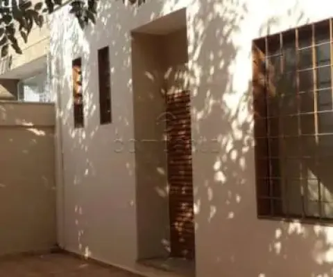 Casa com 4 quartos para alugar na Avenida Portugal, Centro, Araraquara