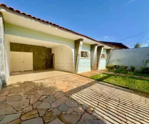 Casa com 3 quartos para alugar na Rua Cuba, Jardim América, São José do Rio Preto