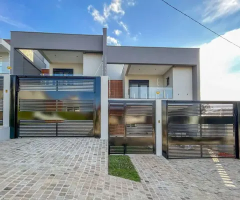 Sobrado novo à venda com 3 suítes, pátio privativo e construção diferenciada