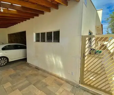 Casa com 3 quartos à venda na Vila Santa Maria (Vila Xavier), Araraquara 
