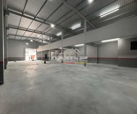Galpão industrial para locação com 600m² com mezanino no dom joaquim em brusque sc