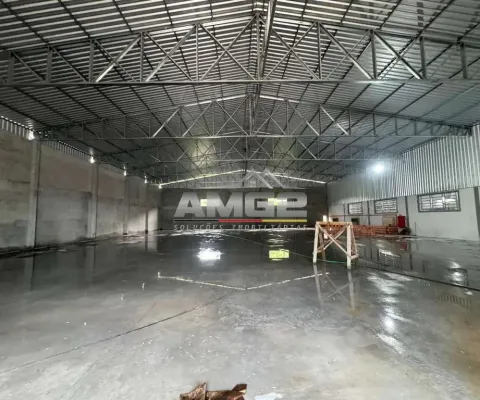 Galpão industrial com 950m² para locação em brusque