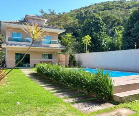 Maravilhosa casa à venda em maricá-rj, 3 quartos, 1 suíte, 1 sala, 4 banheiros, 3 vagas de garagem - recanto de itaipuaçu.