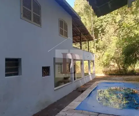 Imperdível: sítio à venda em são gonçalo-rj, rio do ouro - 4 quartos, varias vagas, 12.000m² de área!