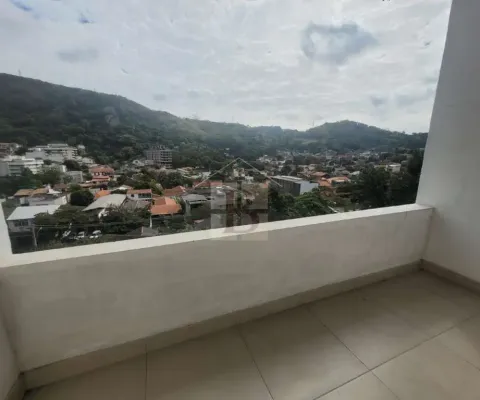 Casa à venda em niterói-rj, bairro são francisco: 3 quartos, 1 suíte, 1 sala, 3 banheiros, 2 vagas, 190m² de área.