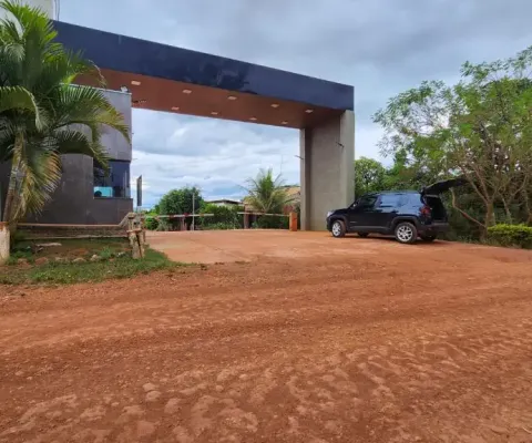 Excelente chácara condomínio fechado regularizado no lago corumbá iv  infraestrutura completa, área lazer e acesso ao lago