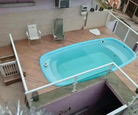 Casa com 5 quartos à venda na Rua Flávio Moreira de Souza, 12, Glória, Macaé