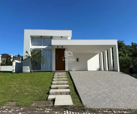 Linda alvenaria contemporânea em condomínio fechado