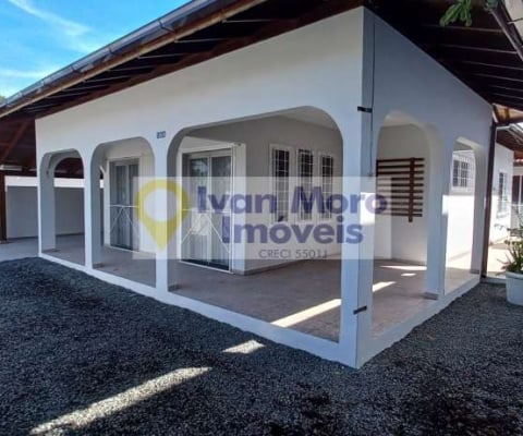 Casa com 4 quartos para alugar no Daniela, Florianópolis 