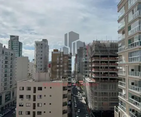 Cobertura duplex semimobiliada na cidade de itapema/sc no bairro castelo branco, com 4 suítes e 2 vagas de garagem, com lazer completo. bem localiza