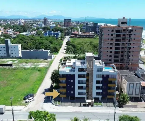 Apartamento mobiliado á 100 metros da praia no residencial porto calle em itapoá-sc