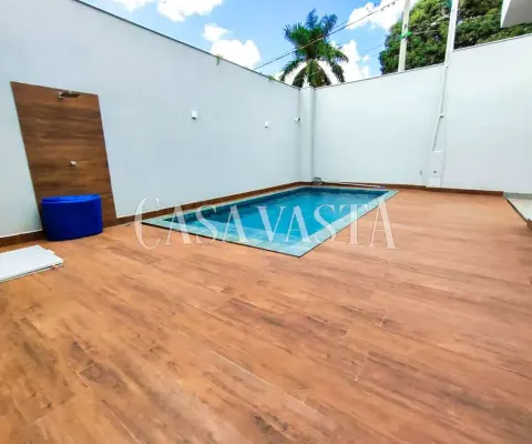 Fantástica casa com piscina em terreno de 500 m² no bairro icaray