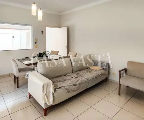 Casa com 2 quartos à venda na Rua Oito de Dezembro, Jardim Nova Yorque, Araçatuba