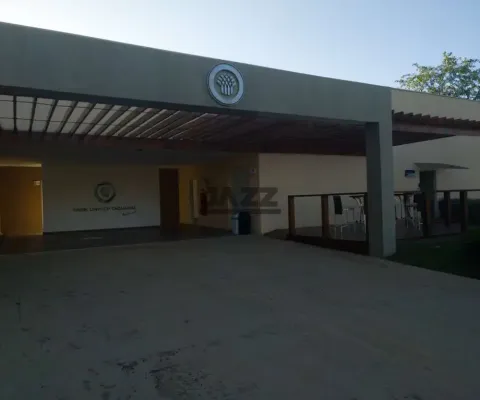 Casa de alto padrão com 165m², 3 quartos, sendo 1 suíte, 3 banheiros e 4 vagas de garagem, no condomínio park unimep taquaral