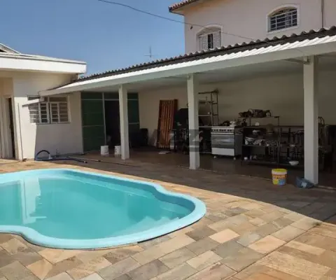 Sobrado à venda no centro de barão geraldo em campinas com 4 dormitórios, 2 suítes, piscina e churrasqueira