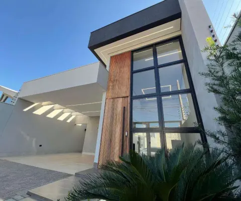 Casa com piscina 3 quartos suíte com closet em maringá