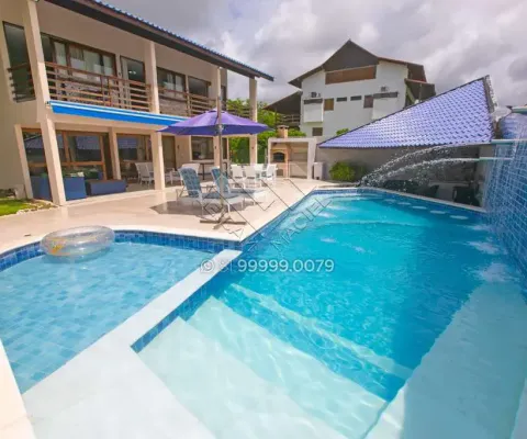 Luxuosa casa de praia com 5 quartos, piscina e marina