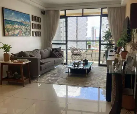 Andar alto no coração do parnamirim, 4 quartos e 2 suítes.