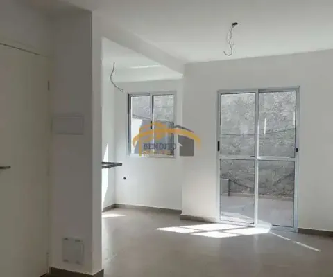 Sobrado novo, 2 dormitórios, condomínio fechado, 1 vaga de garagem, quintal, mutinga