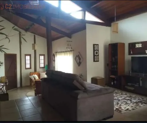 Casa com 3 quartos à venda na Rua José Dal Farra, 1249, Chácara Floresta, Botucatu