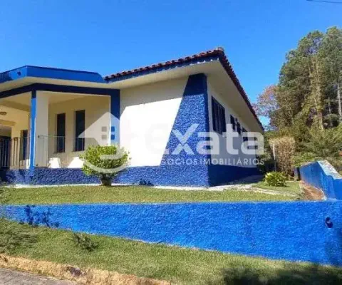 Linda casa em condominio com area de lazer completa em sorocaba