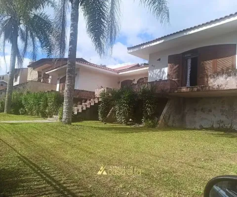 Casa com 5 quartos à venda no Centro, Colombo 