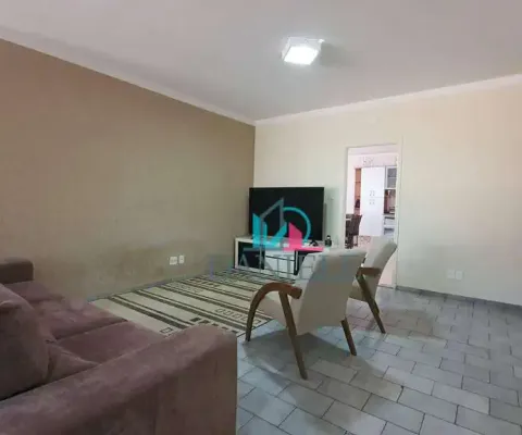 Casa térrea com 3 dormitórios localizada no bairro vila santana.