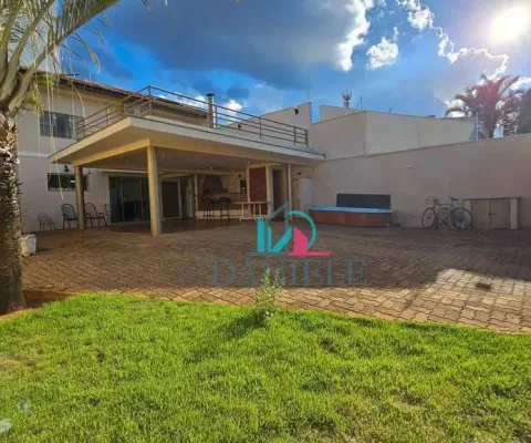 Casa com 3 quartos à venda na Vila Cidade Industrial (Vila Xavier), Araraquara 