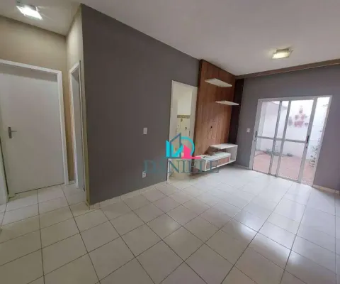 Casa térrea com 2 dormitórios localizada no condomínio villaggio do sol.