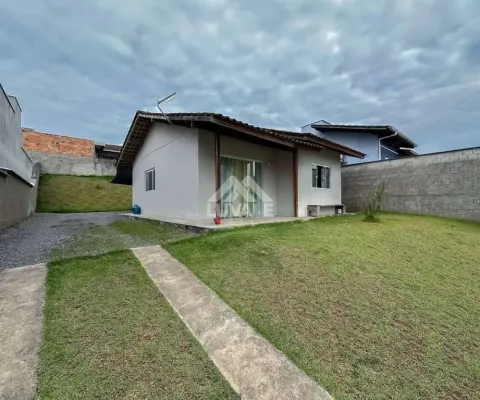 Casa semimobiliada | nereu ramos | 2 quartos | 54m²