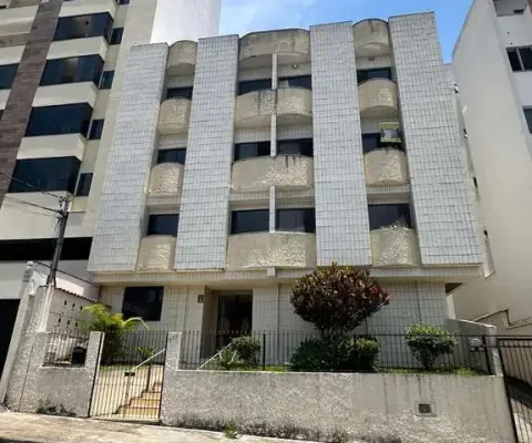 Muito espaço, muito conforto e infinitas possibilidades te esperam nesta cobertura incrível!