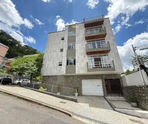 Privacidade, espaço e uma localização privilegiada!  duplex de 145m² no bom pastor.