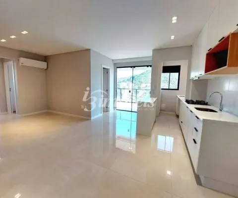 Apartamento semimobiliado para locação, 2 suítes, 1 vaga, edifício residencial lago moraine, bairro fazenda, itajaí-sc