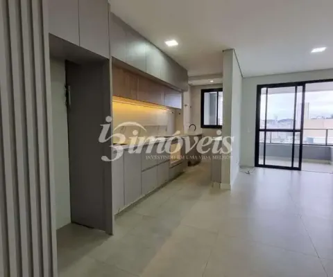 Apartamento para locação anual, semimobiliado, com 3 quartos (sendo uma suíte), 2 vagas de garagem, essenza residencial, no bairro centro, itajaí-sc