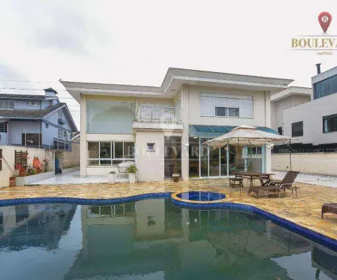 Casa bem localizada e iluminada com 5 dormitórios à venda, 612 m² por r$ 4.900.000 - jardim das américas - curitiba/pr