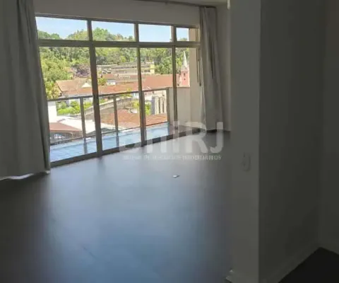 Apartamento 03 quartos , sendo 01 suite - 02 vagas -centro historico -  petropolis - rj.