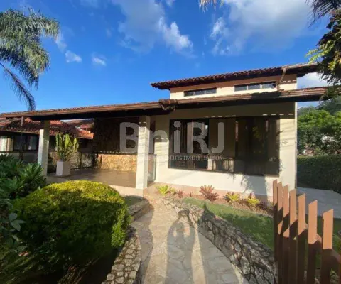Casa em condomínio com 3 quartos e 207 m² à venda - vale dos pinheiros