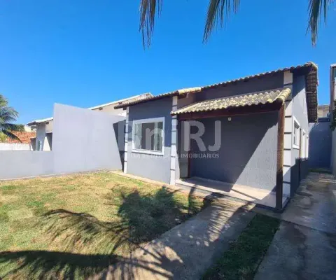 Linda casa linear e independente em condomínio fechado - são pedro da aldeia