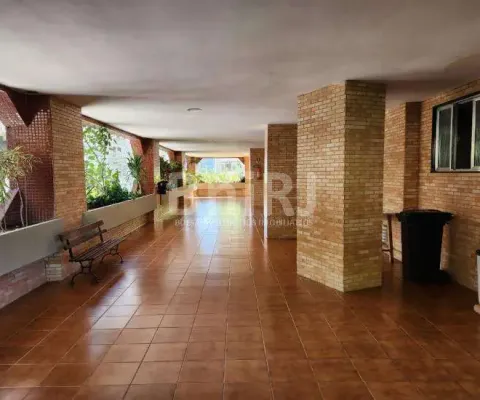 Excelente apartamento ao lado do shopping e metrô !